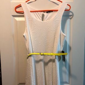 ➡️ NWT ⬅️ Express dress